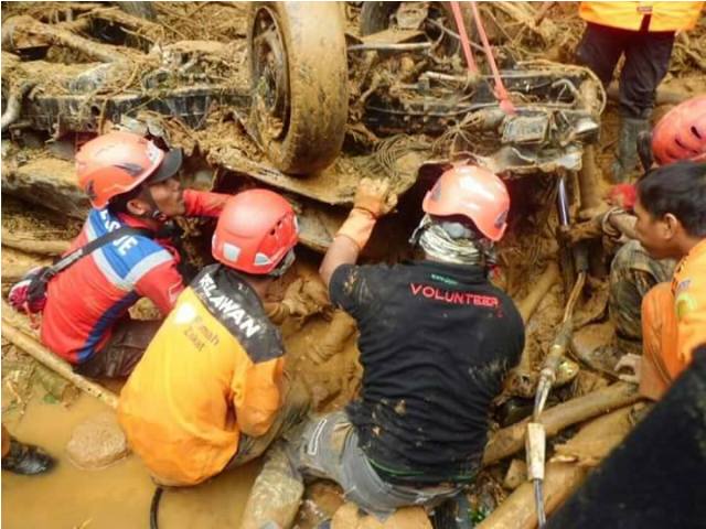 Jumlah Korban Banjir dan Longsor Limapuluh Kota Bertambah